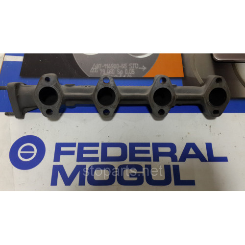 DEUTZ 04255847, 425 5847 EXHAUST MANIFOLD 