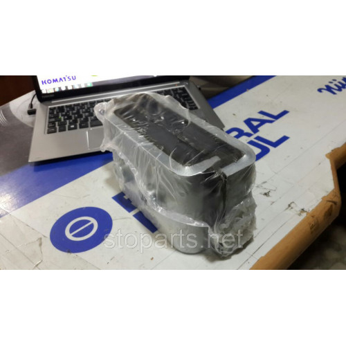 HITACHI 4467459 ENGINE MOUNT EQUIPMENT SERIES ZX