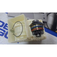  John Deere RE509598, RE521502, RE57154 WATER PUMP